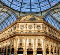 Milano Shopping Mall Galleria Vittorio Emanuele 2 in Italy